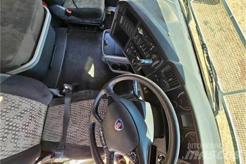Scania R SERIES Вантажівки / спеціальні