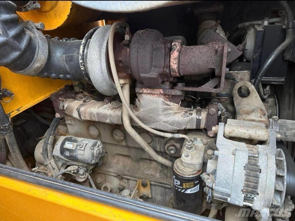 Hyundai HL 740-7 Фронтальні навантажувачі