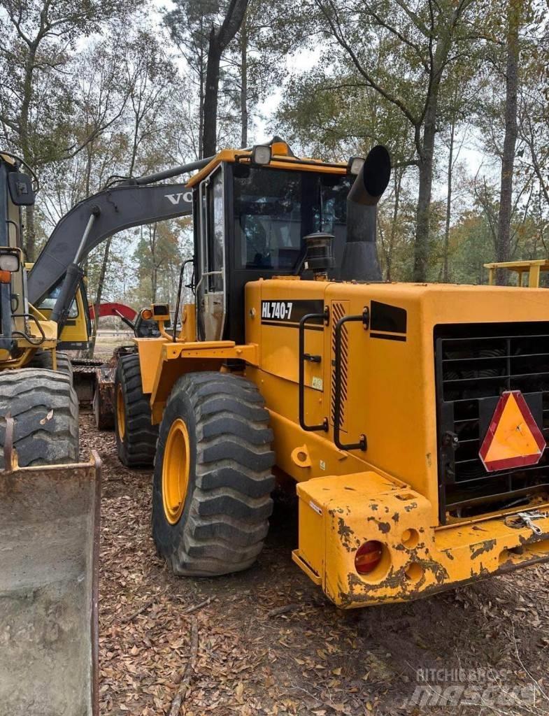 Hyundai HL 740-7 Фронтальні навантажувачі