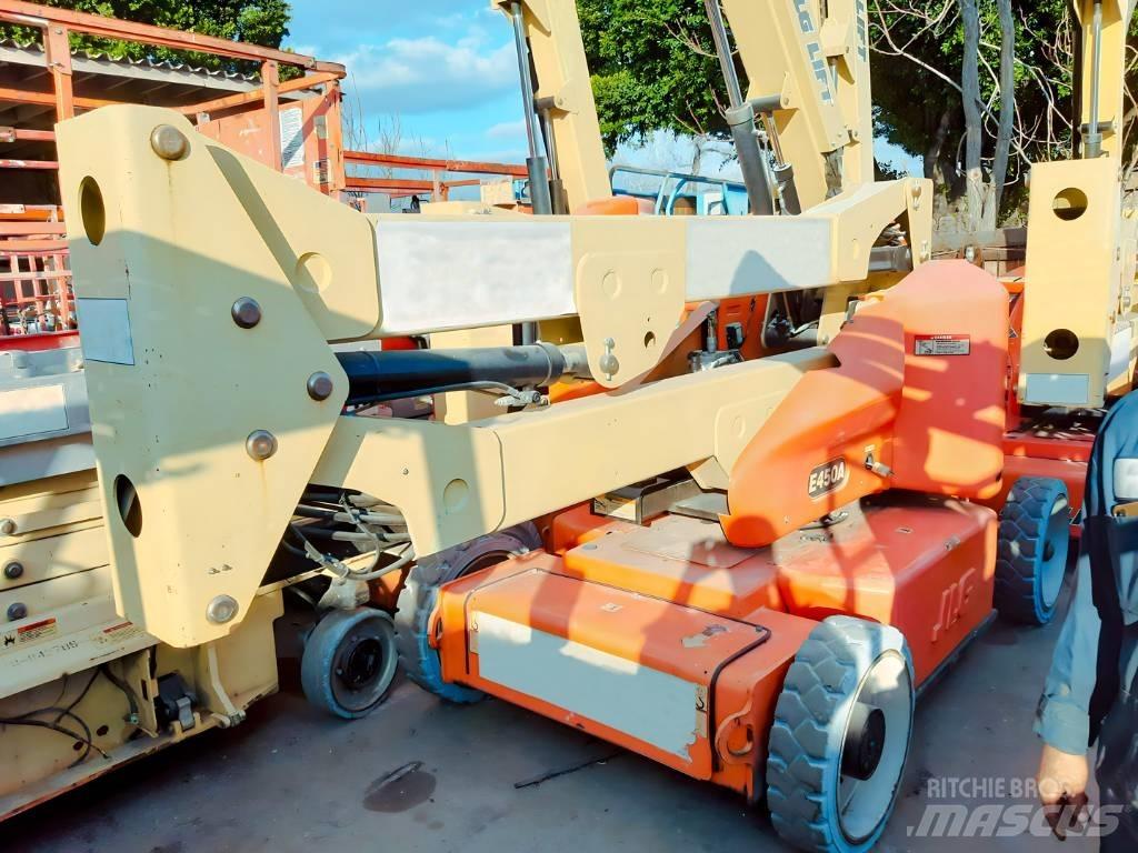 JLG E 450 A Колінчаті підйомники