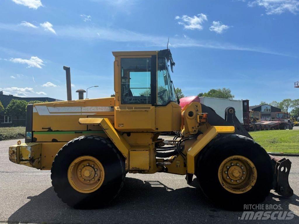 Volvo L70C Фронтальні навантажувачі