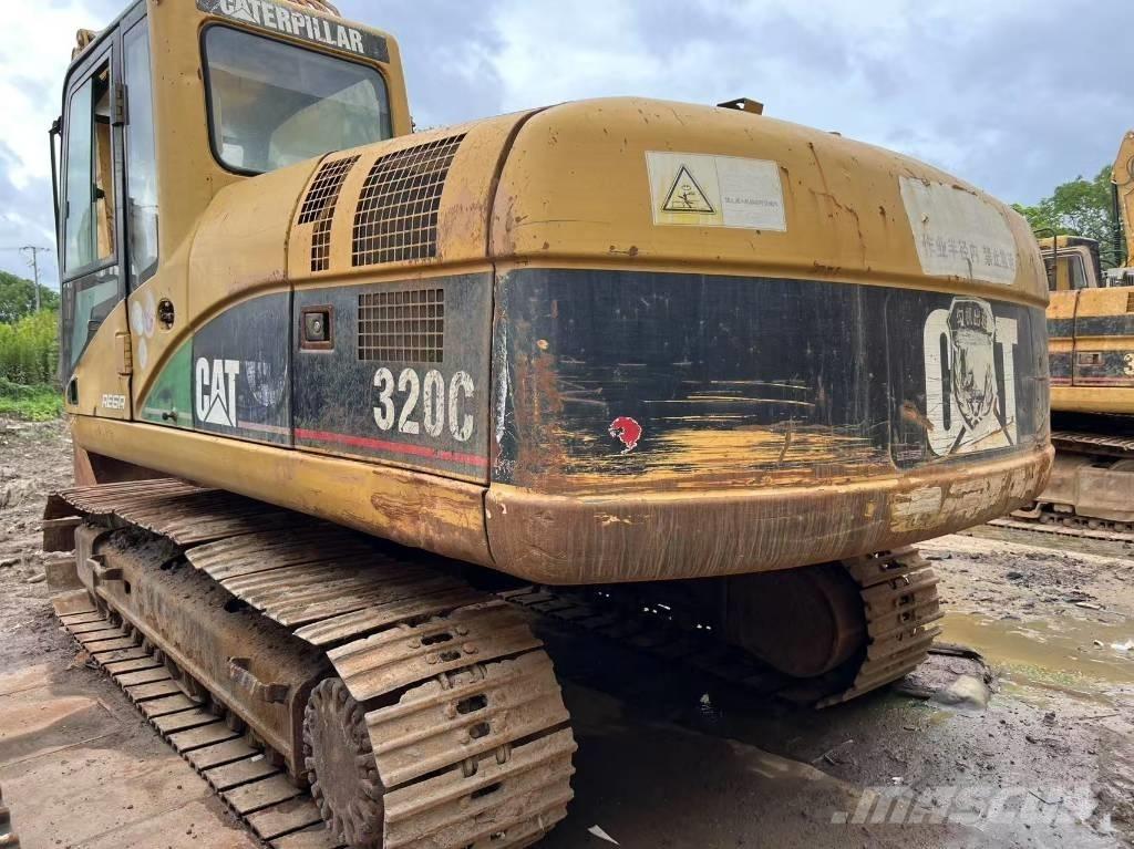 CAT 320 C Гусеничні екскаватори
