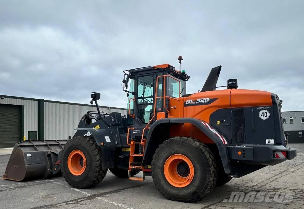 Doosan DL 320-7 Фронтальні навантажувачі