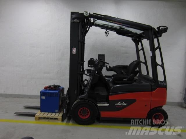 Linde E25R Електронавантажувачі
