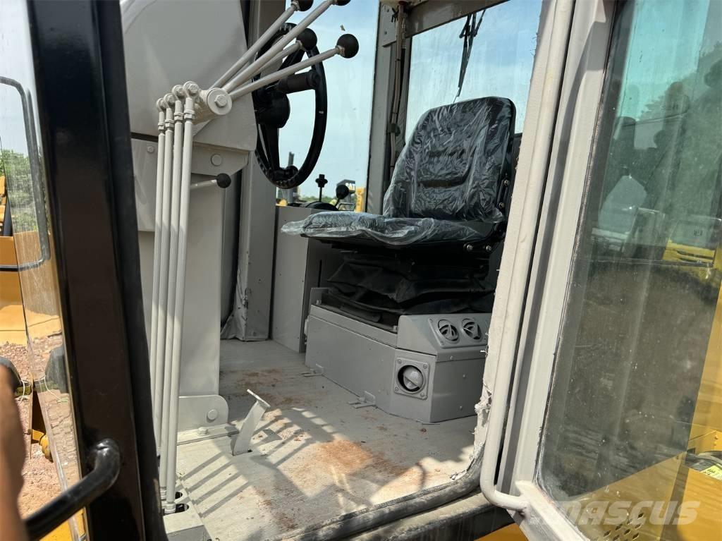 CAT 140 G Грейдери