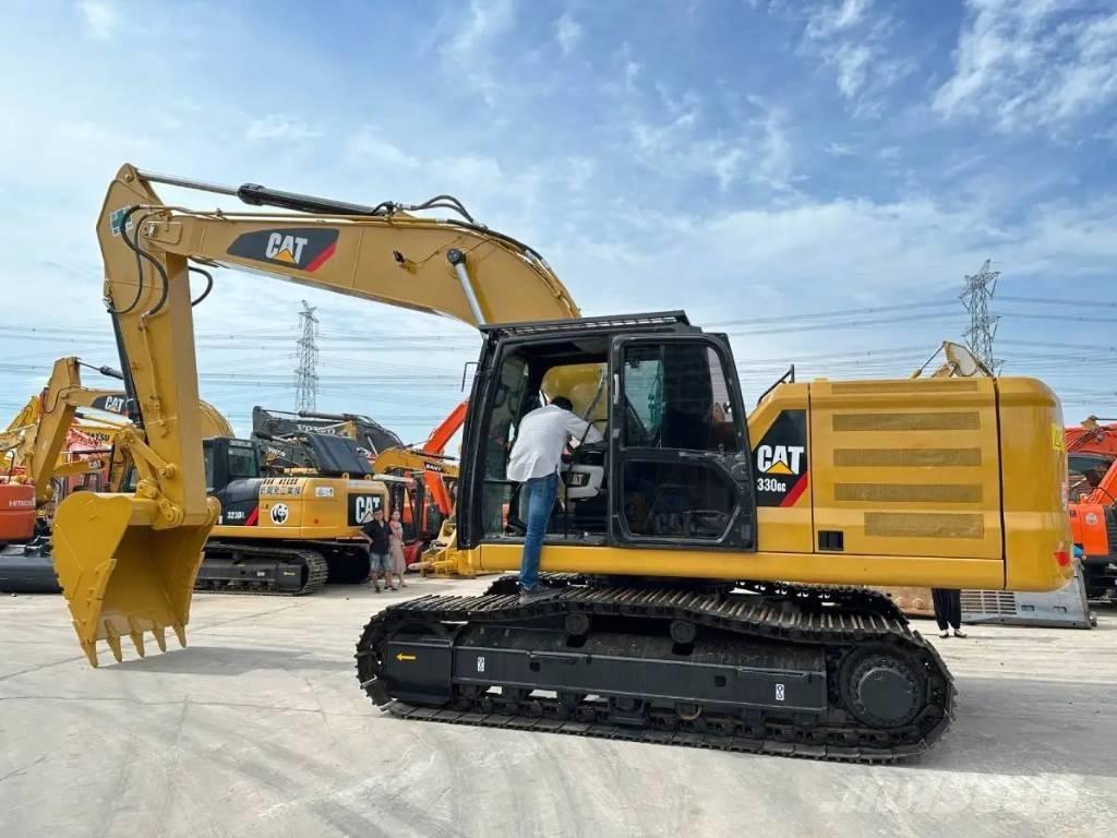 CAT 330GC Гусеничні екскаватори