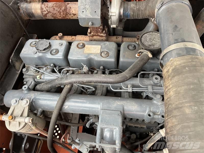 Doosan 300 Гусеничні екскаватори
