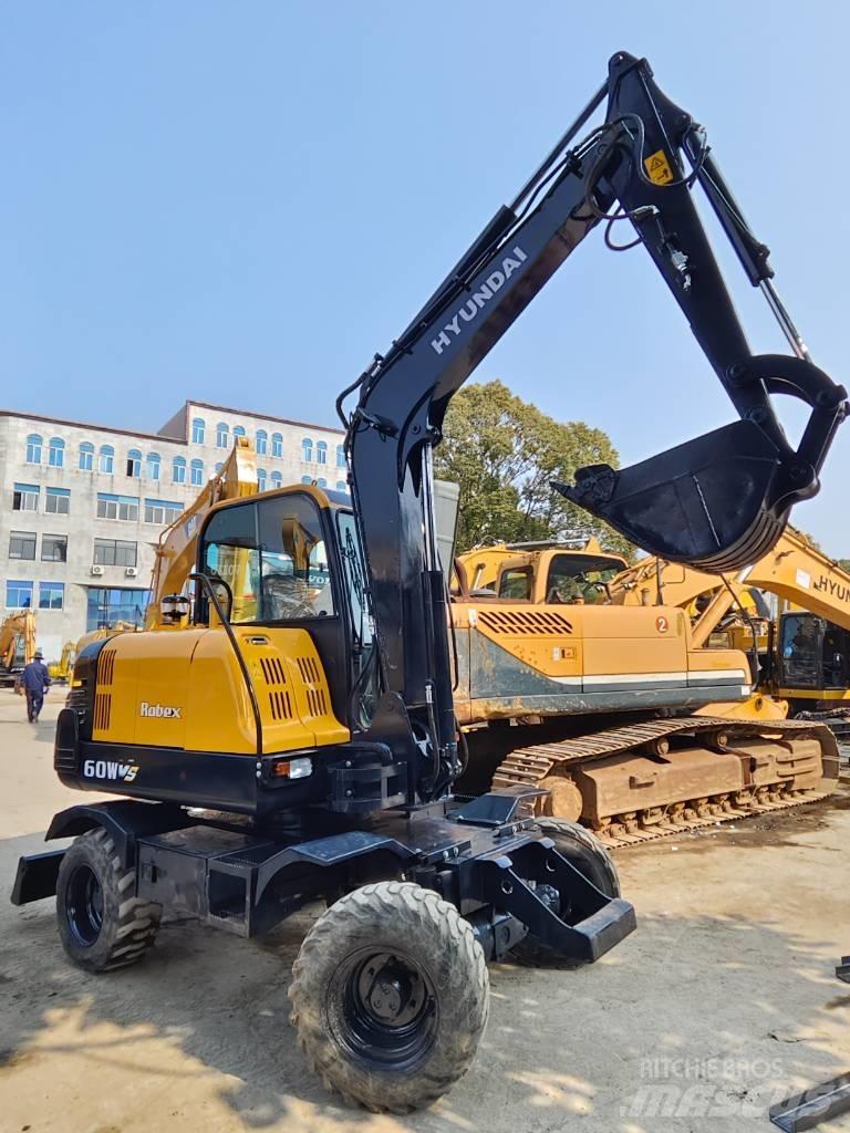 Hyundai 60W-9 Колісні екскаватори