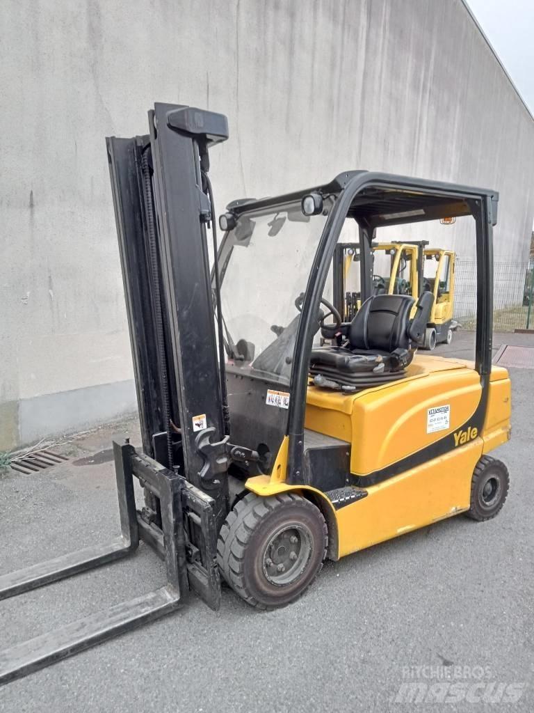 Yale ERP35 Електронавантажувачі