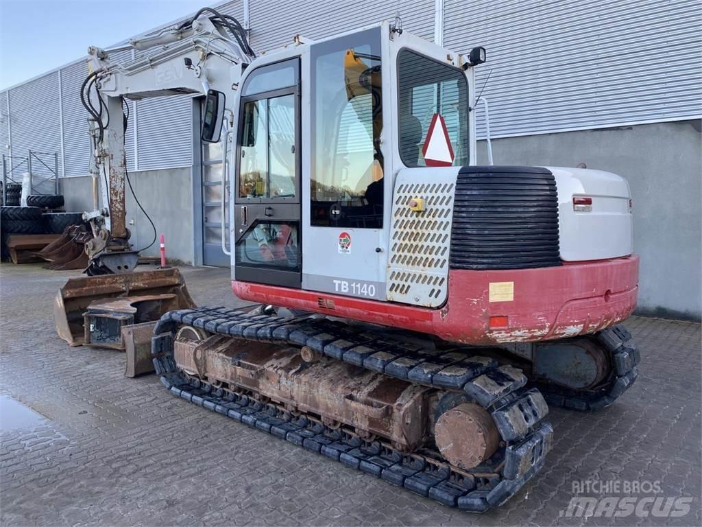 Takeuchi TB1140 Гусеничні екскаватори