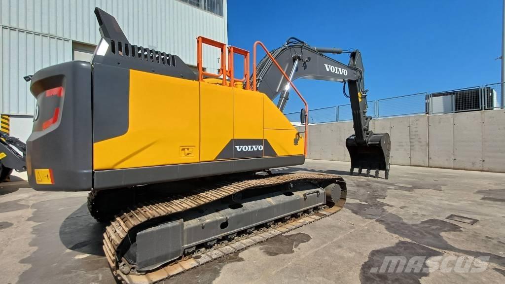 Volvo EC250ENL Гусеничні екскаватори