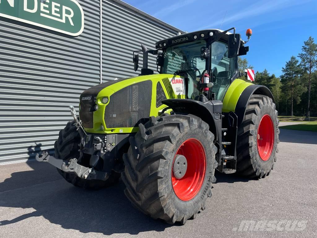 CLAAS 960 Axion Трактори