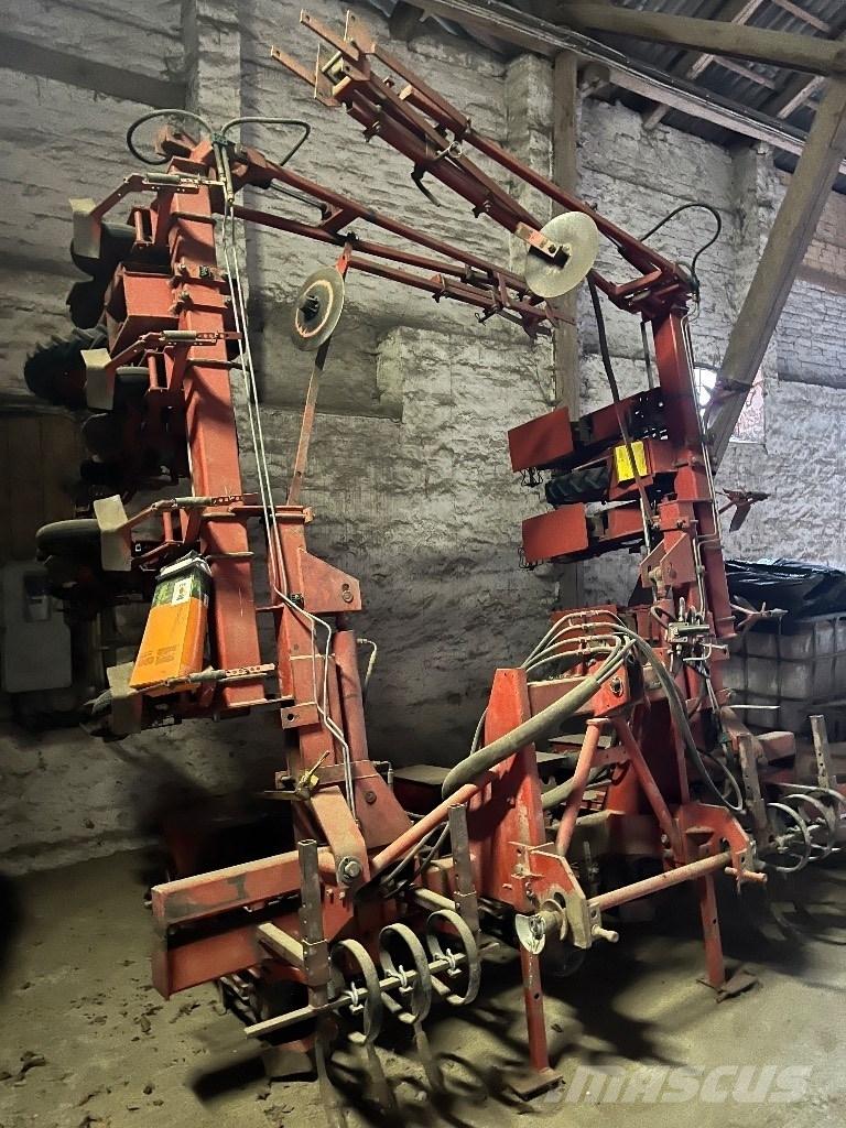 Becker 12 R Високоточні сівалки