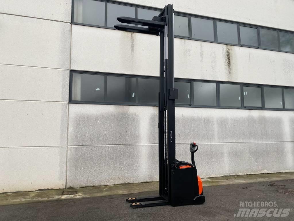 Toyota SWE160 Ручний візок