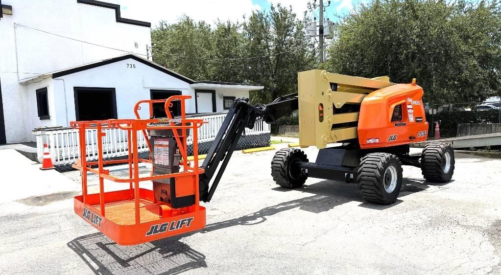 JLG 450 AJ Колінчаті підйомники