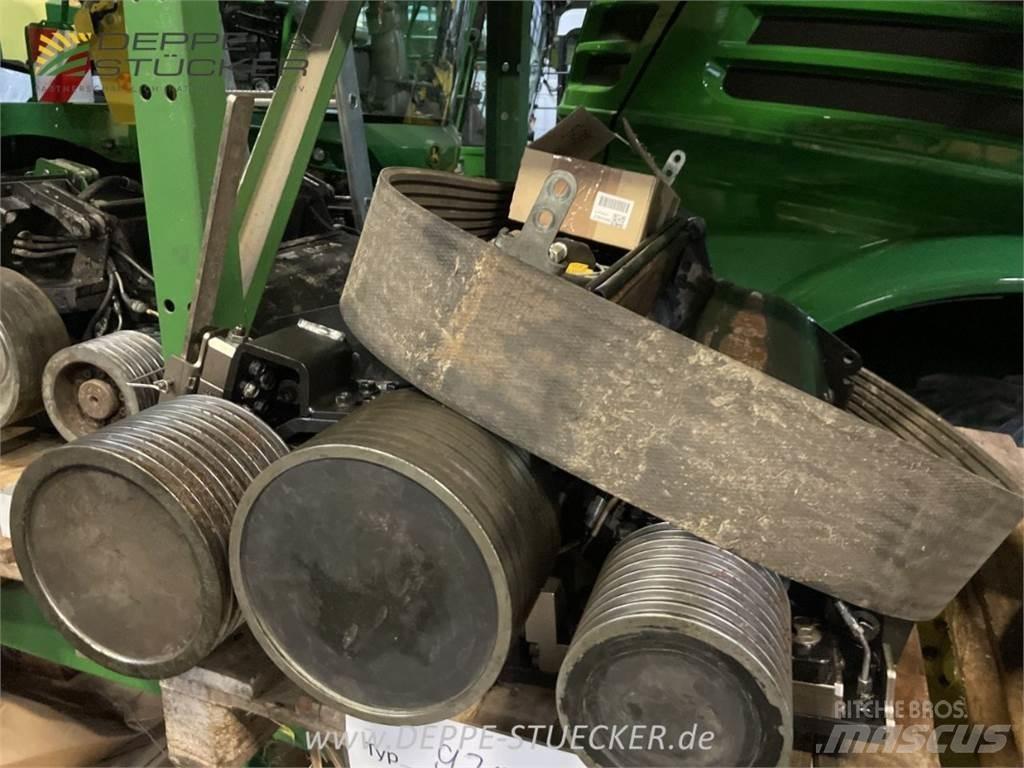 John Deere 9700i Фуражні комбайни