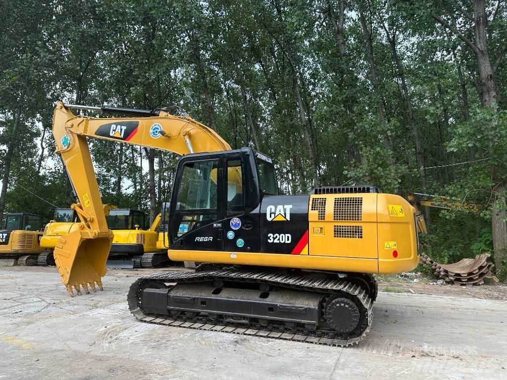 CAT 320D Гусеничні екскаватори