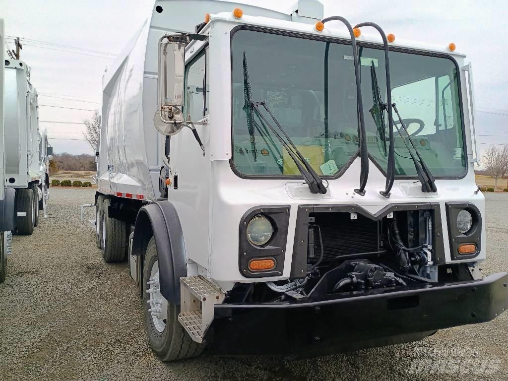 Mack MRU613 Сміттєвози