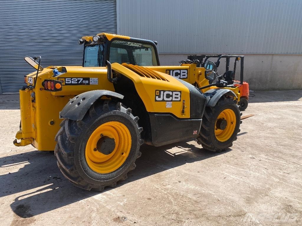 JCB 527-58 Agri Телескопічний навантажувач