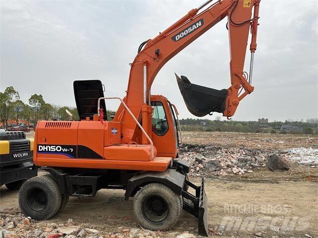 Doosan DH150W Колісні екскаватори