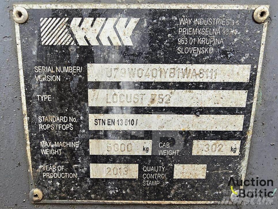 Locust 752 Міні-навантажувачі
