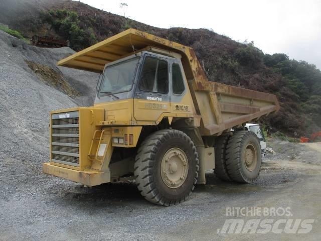 Komatsu HD325-6E0 Гусеничні самоскиди