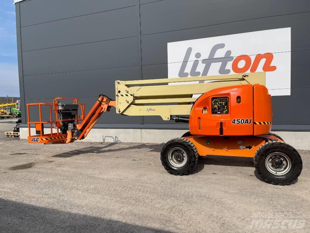JLG 450 AJ Bomlift Колінчаті підйомники