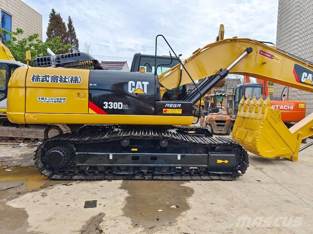 CAT 330D2L Гусеничні екскаватори