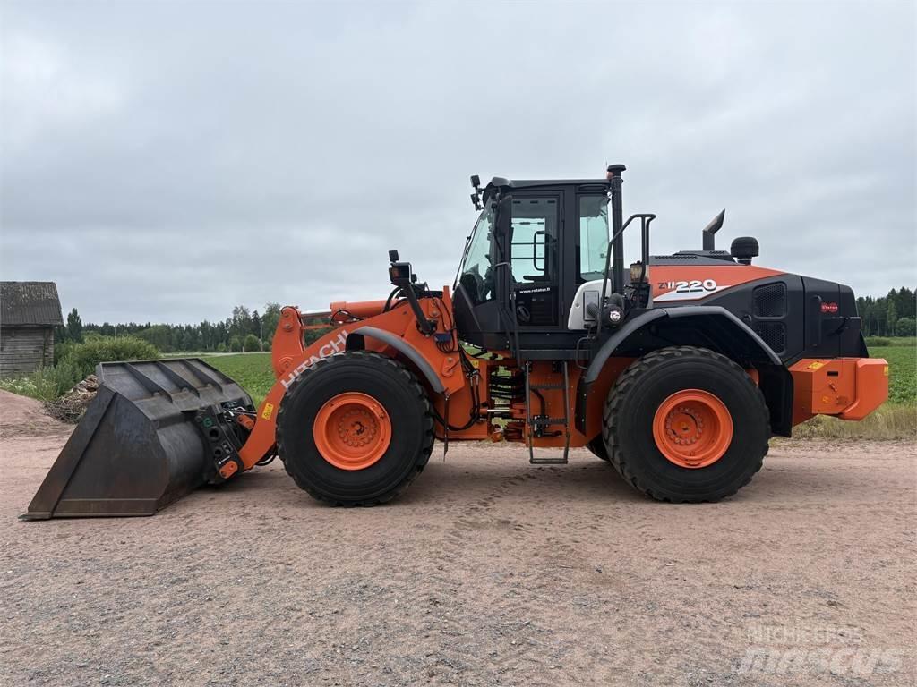 Hitachi ZW 220-6 Фронтальні навантажувачі