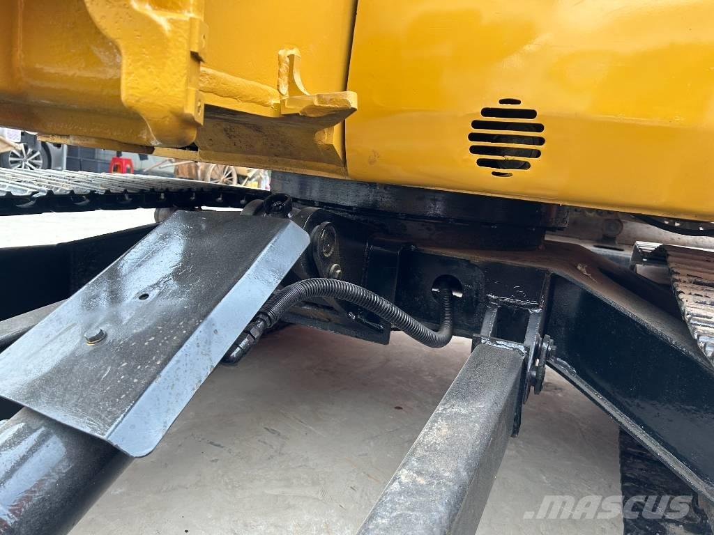CAT 304 Гусеничні екскаватори