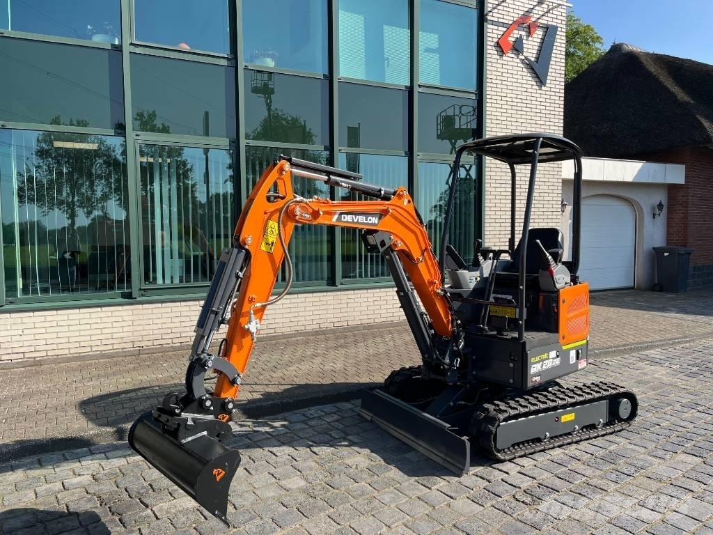 Develon DX 20 ZE Міні-екскаватори < 7т
