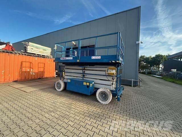 Holland Lift A151EV Підйомники-ножиці