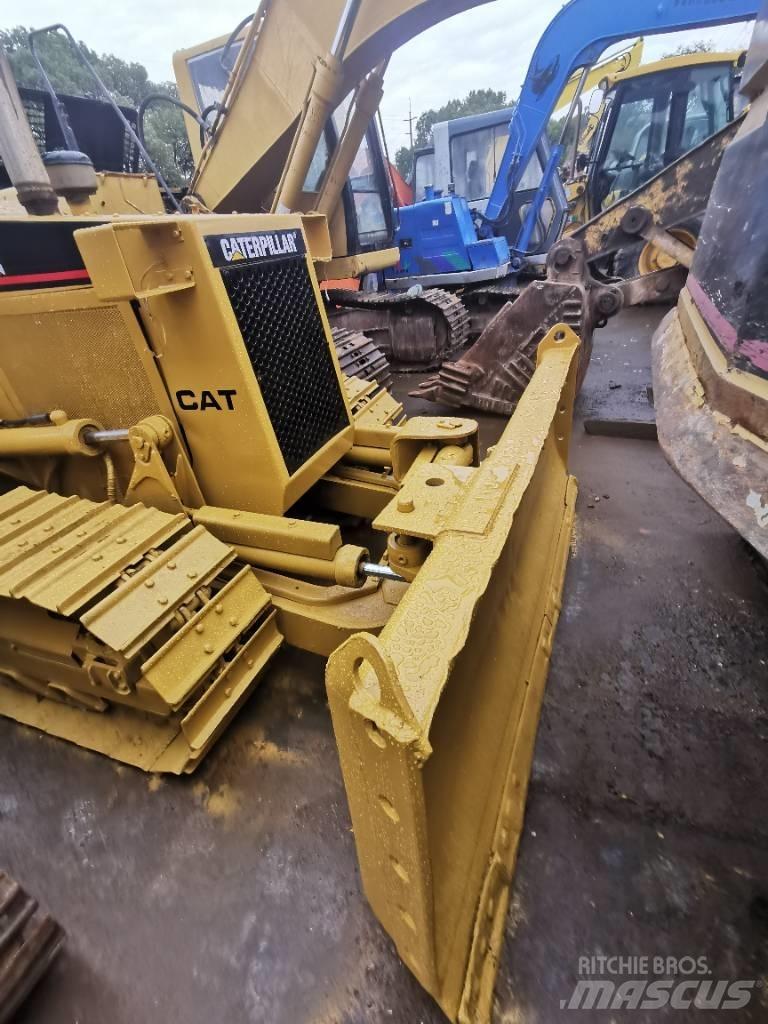 CAT D 3 C Гусеничні бульдозери