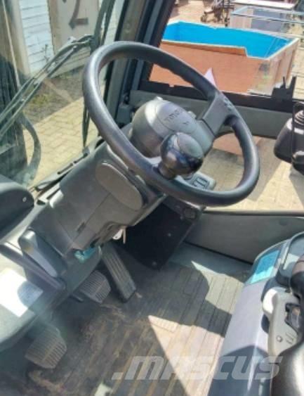 Toyota 02-8 FDF 30 Дизельні навантажувачі