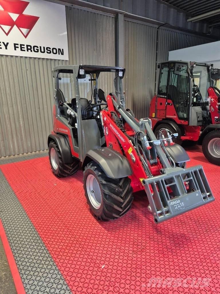Weidemann 1260 LP Багатофункціональне обладнання для вантажних і землекопальних робіт
