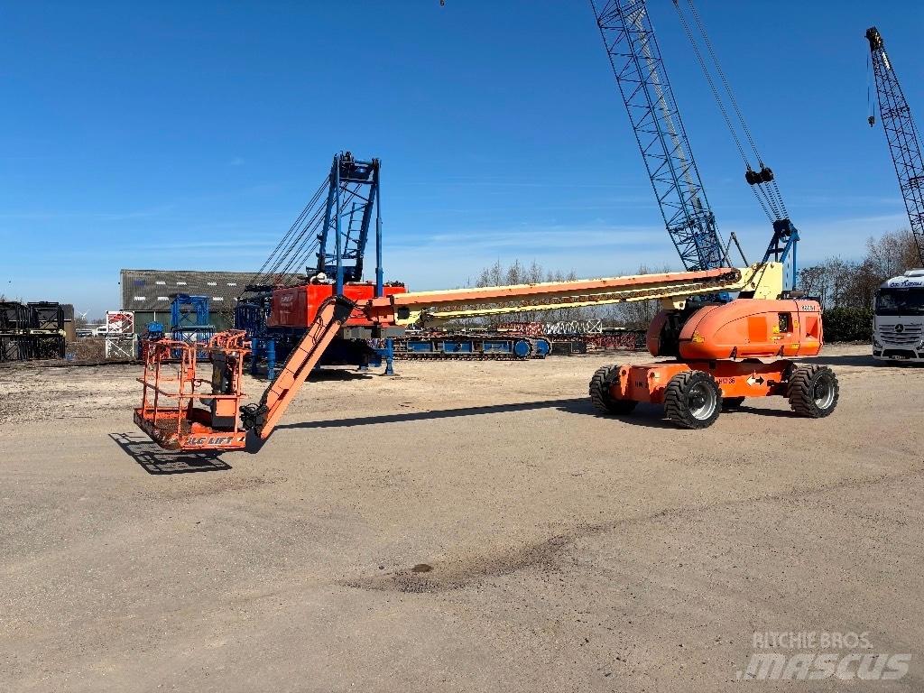 JLG 860 SJ Телескопічні підйомники