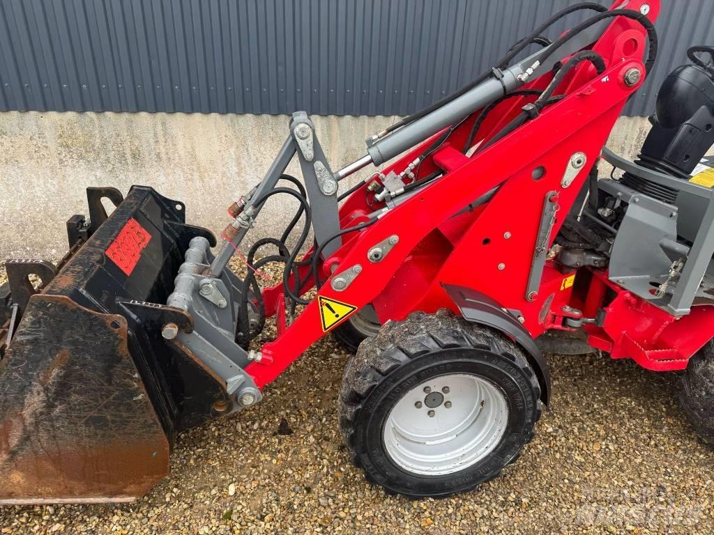 Weidemann 1140 Фронтальні навантажувачі