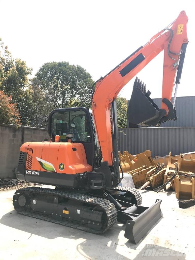 Doosan DX 60 Міні-екскаватори < 7т