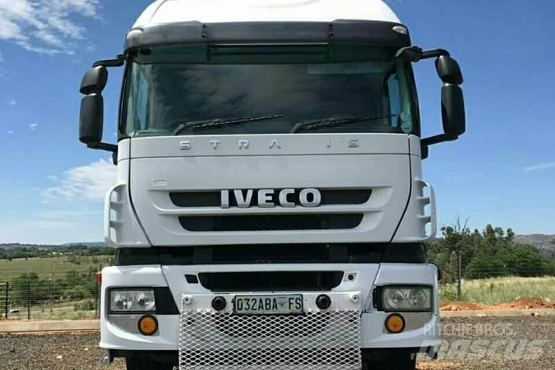Iveco 400 Вантажівки / спеціальні