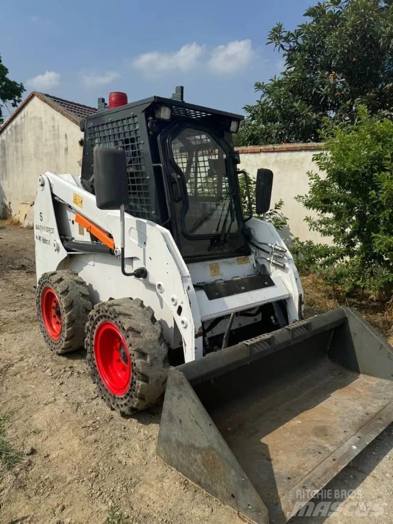 Bobcat S16 Міні-навантажувачі