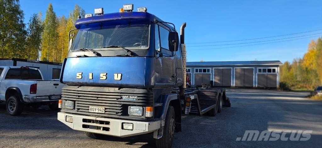 Sisu SM 300 Вантажівки для лісозаготівель