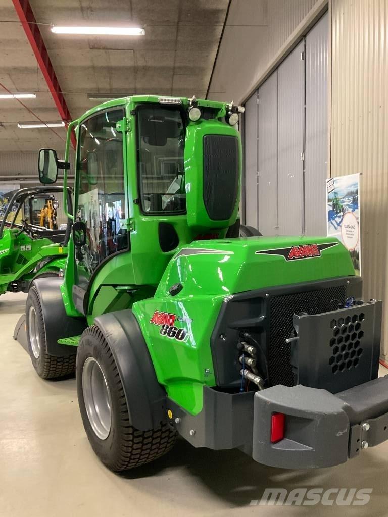 Avant 860 i Підсобні машини