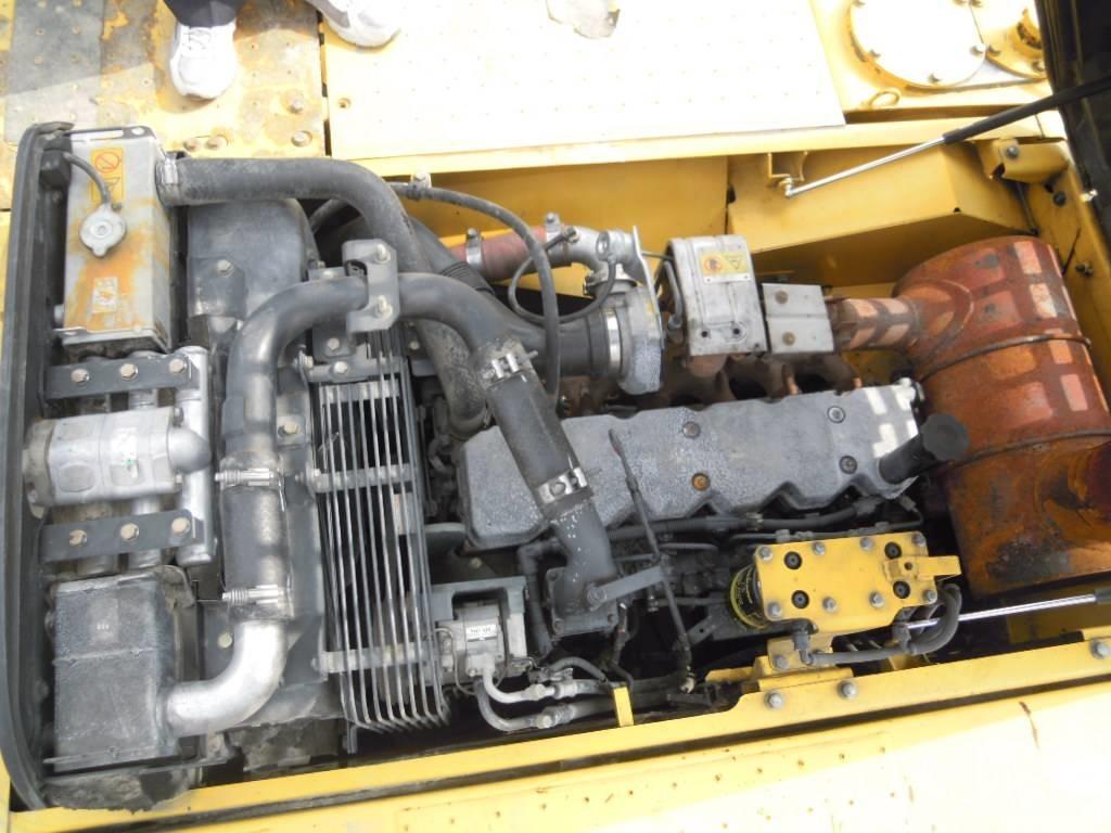 Komatsu PC 220-8 Гусеничні екскаватори