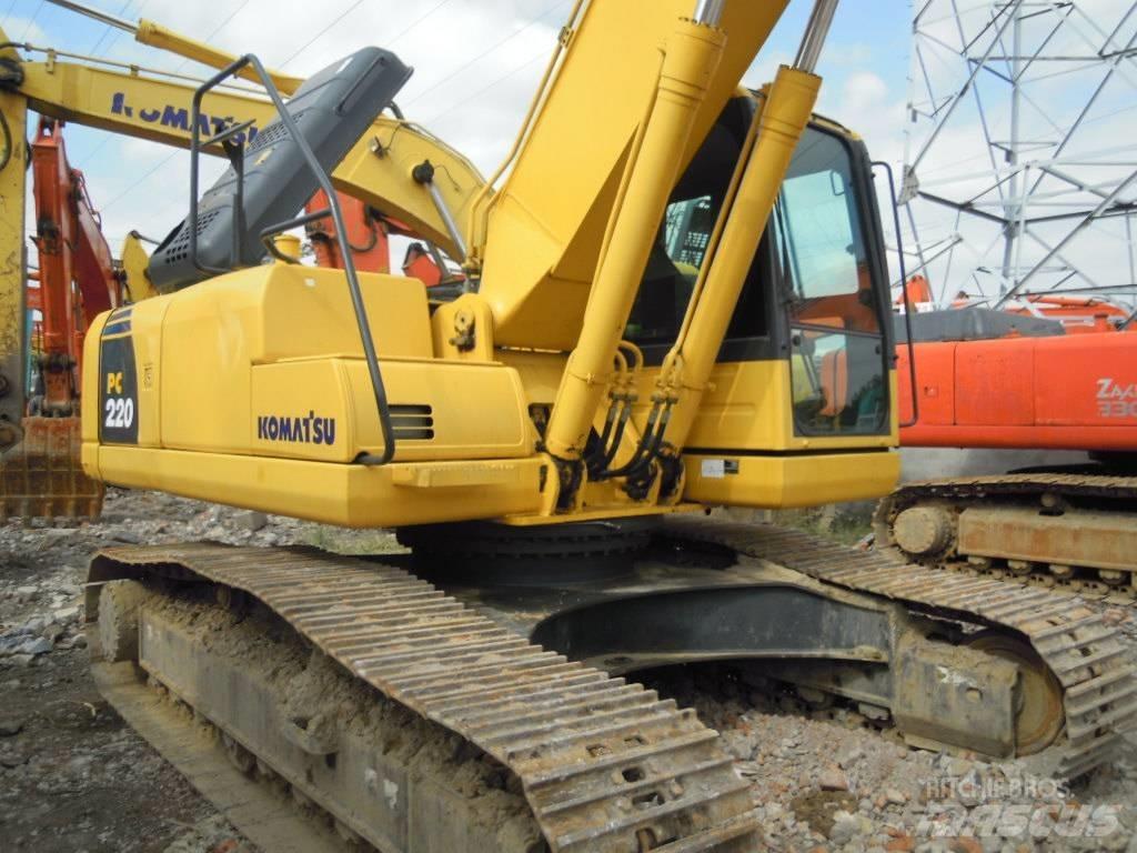 Komatsu PC 220-8 Гусеничні екскаватори