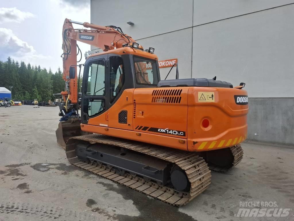 Doosan DX 140 LC Гусеничні екскаватори