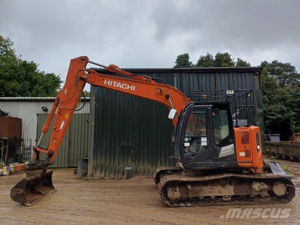 Hitachi ZX 135 US-6 Гусеничні екскаватори