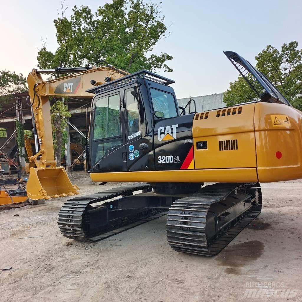 CAT 320D Гусеничні екскаватори