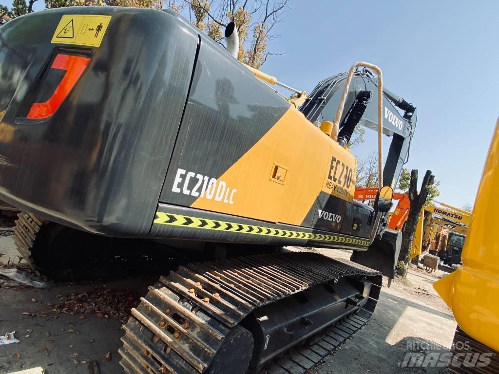 Volvo EC210DL Гусеничні екскаватори