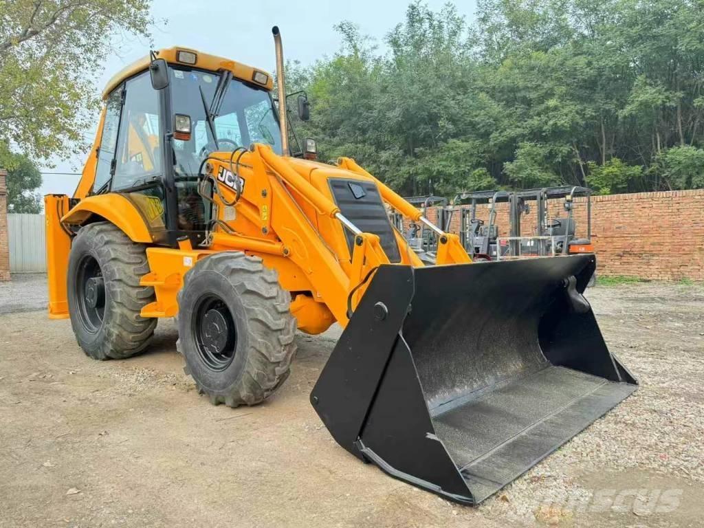 JCB 3CX Екскаватори-навантажувачі