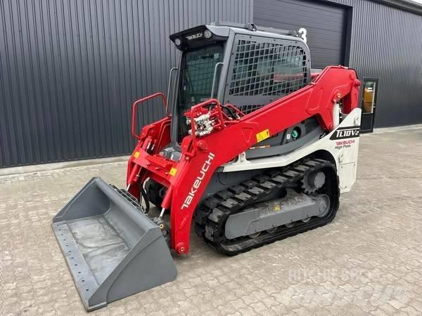 Takeuchi TL10v-2 Гусеничні вантажники